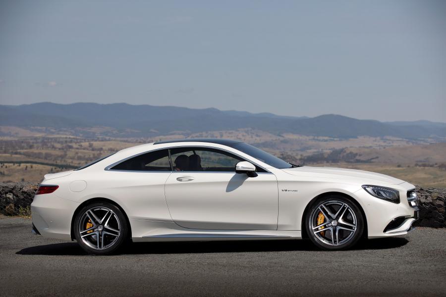  Mercedes-Benz S63 AMG Coupe 2015 года  (AU) (фото 11 из 17)